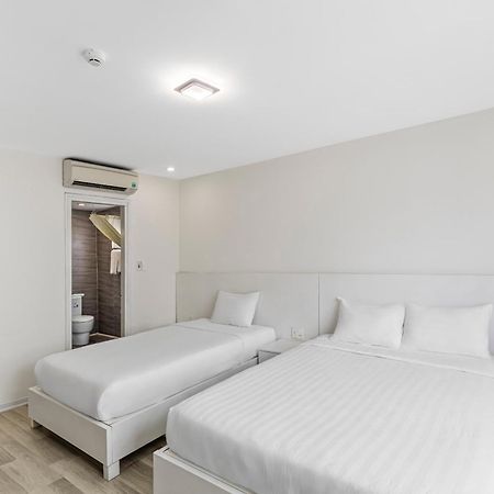 Alyssa Hotel Дананг Екстериор снимка