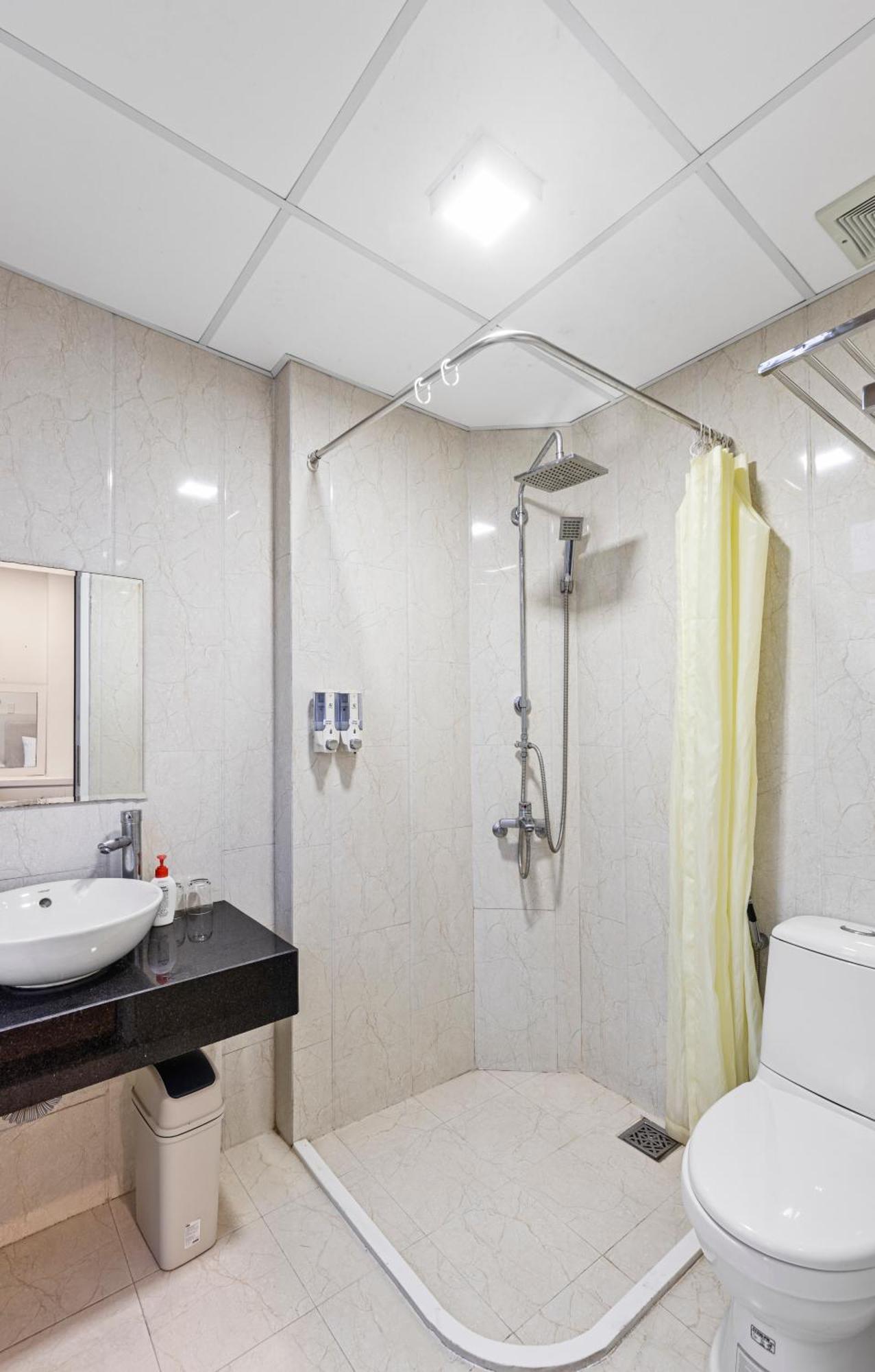 Alyssa Hotel Дананг Екстериор снимка