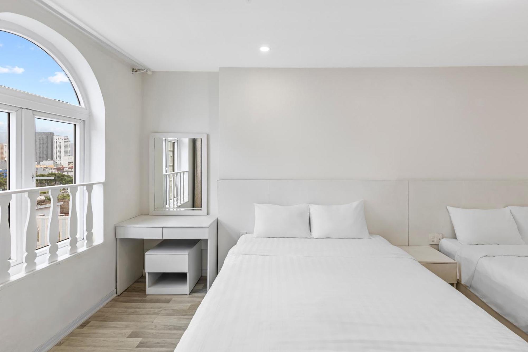 Alyssa Hotel Дананг Екстериор снимка