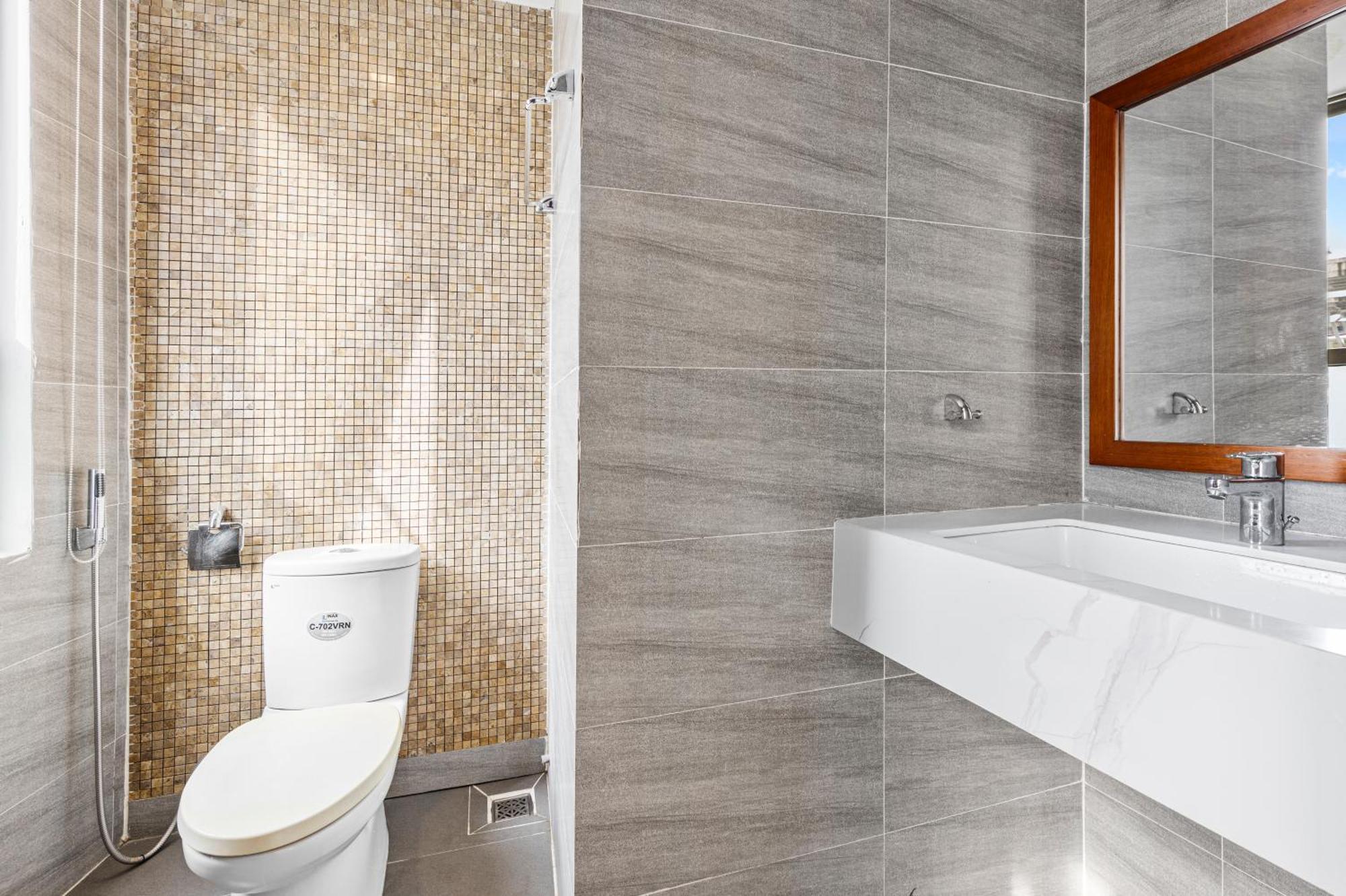 Alyssa Hotel Дананг Екстериор снимка
